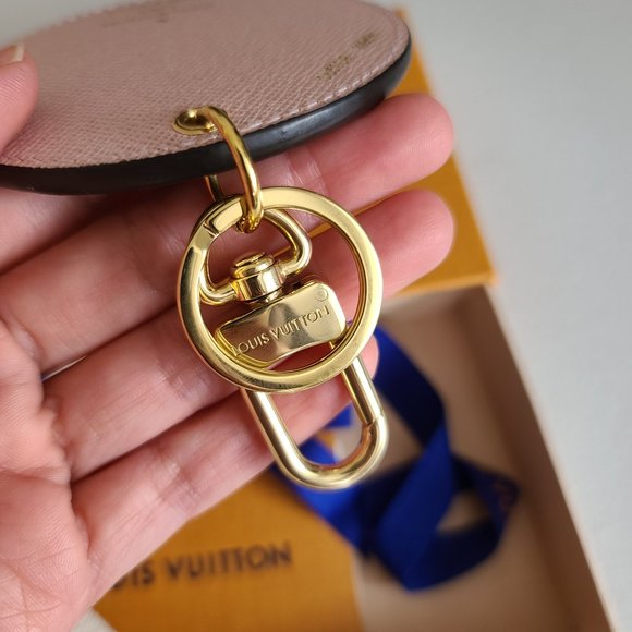 Louis vuitton Key Charm Xmas 2020 - Picture 6 of 9